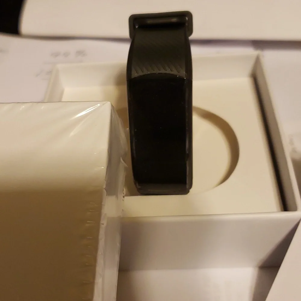 Bio Band Tracking Watch Connects To Cell Phone Brand New in Box